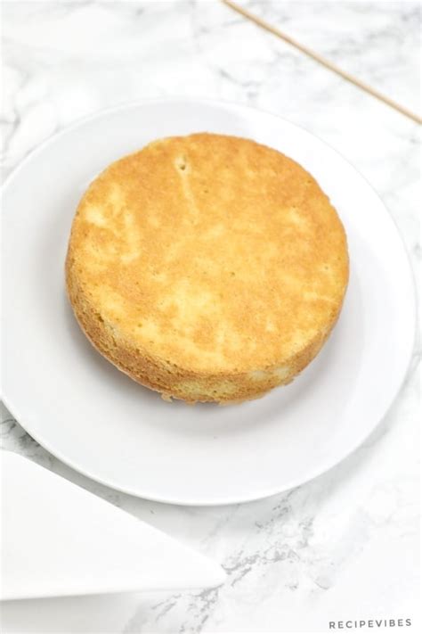 Air Fryer Cake | How to Bake Cake in an Air Fryer - Recipe Vibes