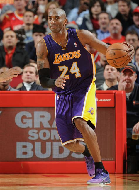 Kobe Bryant Wears Purple Gradient Nike Kobe 8 System Sole Collector