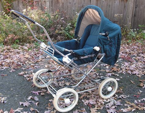 Stuff Page Stroller