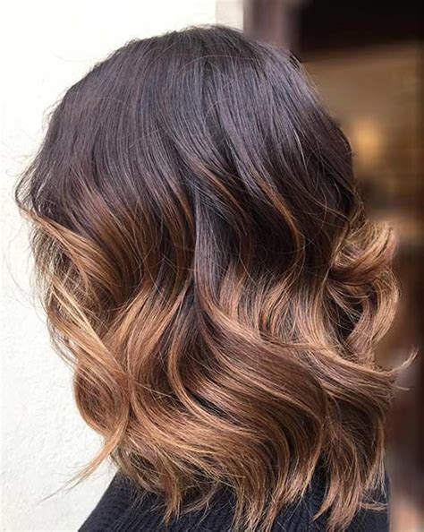 45 Stunning Lob Haircuts To Elevate Your Look In 2025