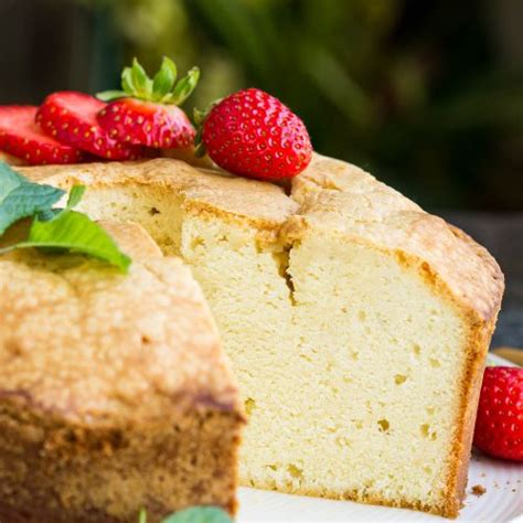 GRANDMA OLD FASHIONED POUND CAKE