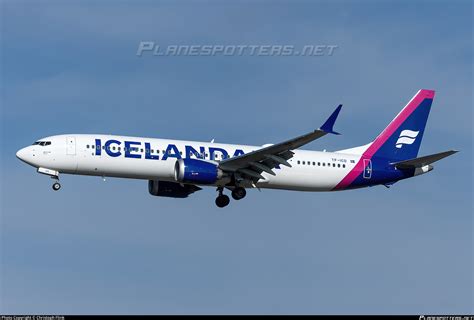 TF ICD Icelandair Boeing 737 9 MAX Photo By Christoph Flink ID