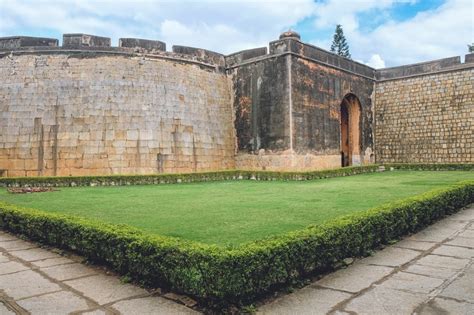 Explore Bangalore Fort For A Getaway Within The City Curly Tales