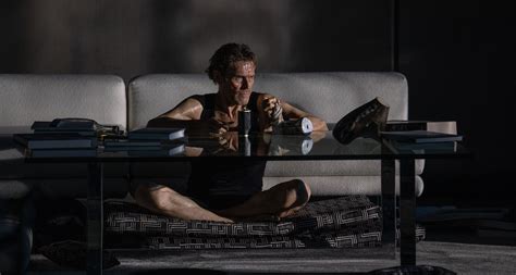 Willem Dafoe Gets Trapped Inside In Feverish First Trailer The Credits