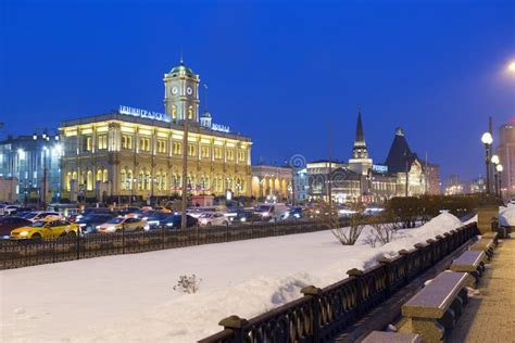 Moscow, Russia, Komsomolskaya Square in the Evening. Editorial Photo ...