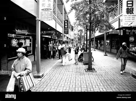 shopping center in chinatown chicago illinois Stock Photo - Alamy