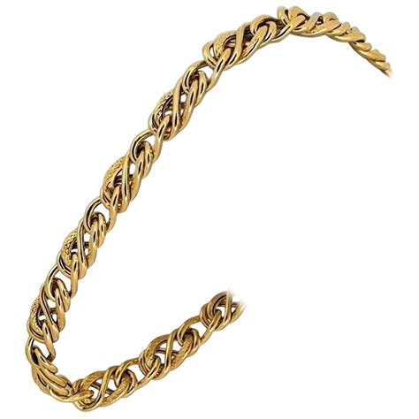 18 Karat Yellow Gold Hollow Textured Fancy Curb Link Necklace Italy