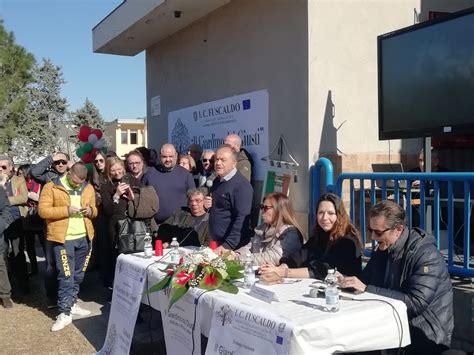 Fuscaldo Gratteri Inaugura Il Giardino Dei Giusti E Pianta L Ulivo A