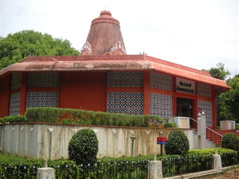 Rajaji Memorial Near Guindy National Park In Chennai Veethi