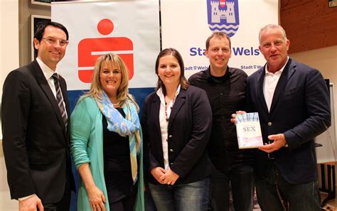 Volles Haus Bei Mann Frau Sex Wels Wels Land