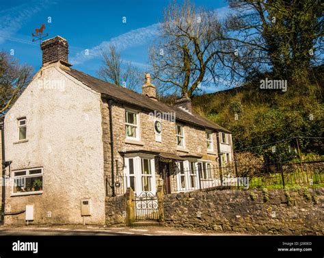 Bradwell derbyshire hi-res stock photography and images - Alamy