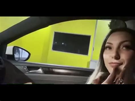 La rubia caliente no pudo resistir el pirocudo y se sentó en la piel melissa lisboa XVIDEOS