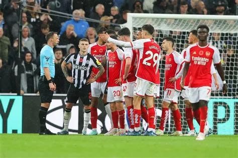 Why Fans Booed After Newcastle Win Vs Arsenal At St James Park