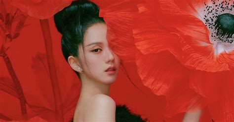 Hypeabis Resmi Debut Solo Visual And Suara Khas Jisoo Merekah Di Mv Flower