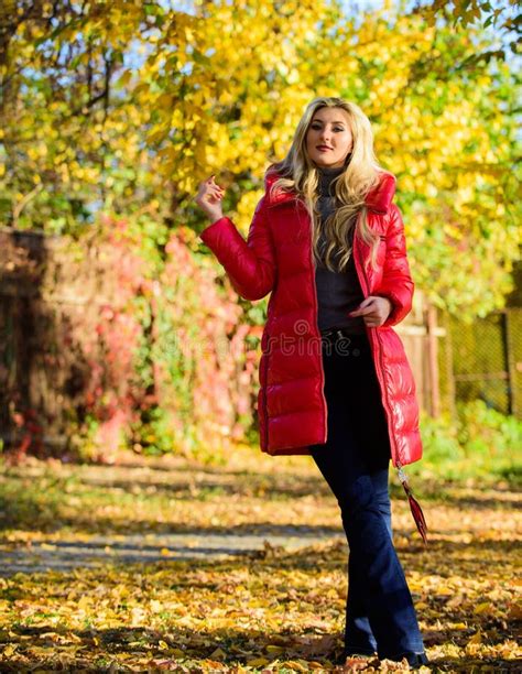 Autumn Season Fashion Girl Enjoy Autumn Walk Clothing For Autumn Walk