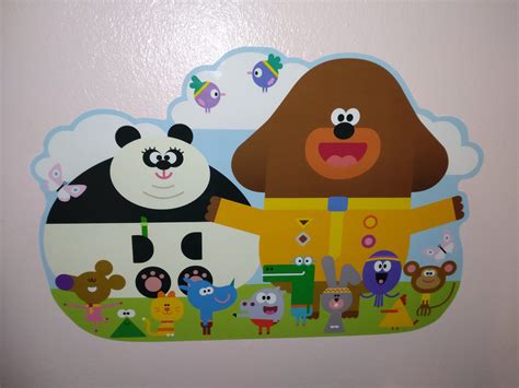 Large Hey Duggee Pre-Cut A4 Wall Stickers • Riverglade.guru