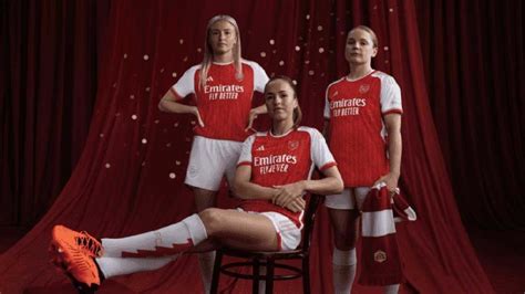 Arsenal revela equipamento para a próxima época inspirado nos