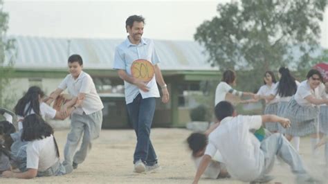 Radical Dónde ver en streaming la película con Eugenio Derbez Cine