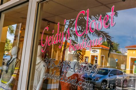 Is Country Club A Good Place To Live In Hialeah Fl Neighborhood