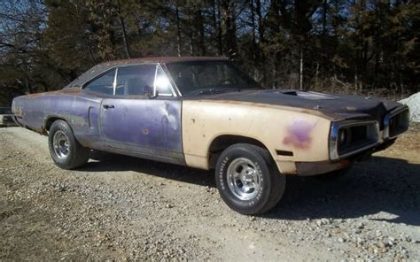 Dodge Super Bee Barn Finds