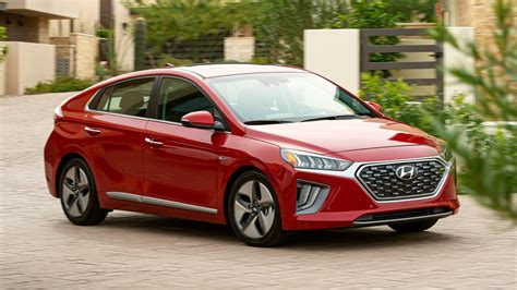 2021 Hyundai Ioniq Review Kelley Blue Book