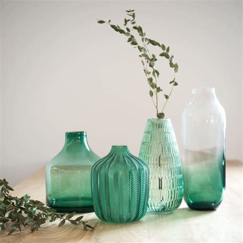 Vase en verre teinté vert H18 VEGETAL Maisons du Monde