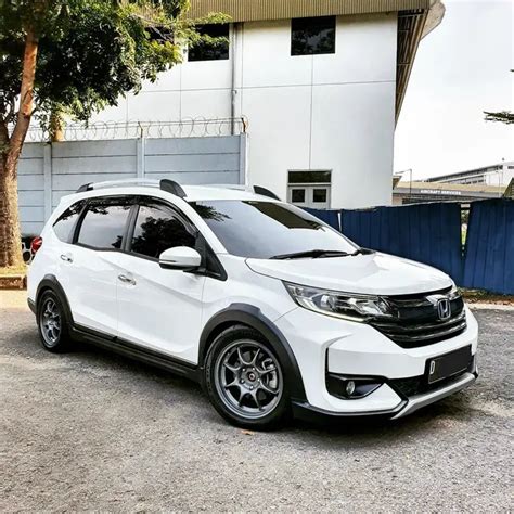 10 Potret Modifikasi Honda BR V Dengan Berbagai Gaya Sukses Curi