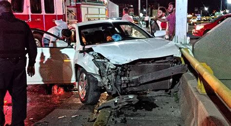 Fuerte choque dejó tres heridos en la Juan Escutia y Juventud