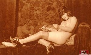 Retro Xxx Porn Few Very Hot Smoking Vintag XXX Dessert Picture