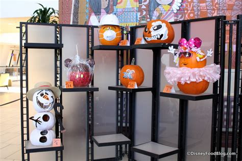 2014 Resort Cast Member Pumpkin Carving Contests The Disney Food Blog