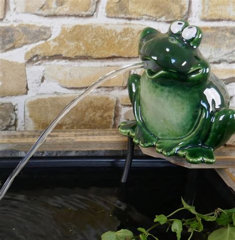 Wasserspeier Frecher Frosch Solarpumpe Kaufland De