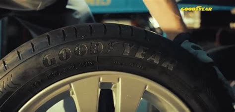 Goodyear celebra su 120º aniversario regalando gafas de sol