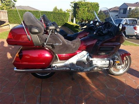 Honda Goldwing 1800 Seat Covers – Velcromag