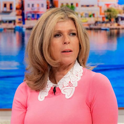 Gmbs Kate Garraway Breaks Down As She Prays For Husband Derek Hello