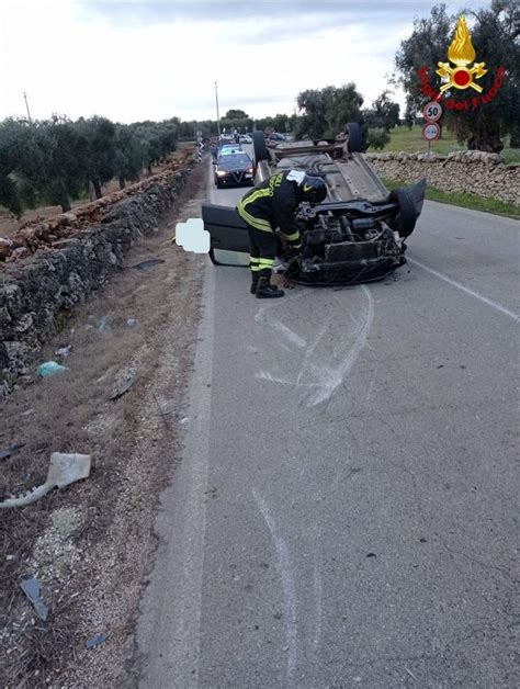 Auto Si Ribalta Sulla Strada Muore Anziano Di 77 Anni