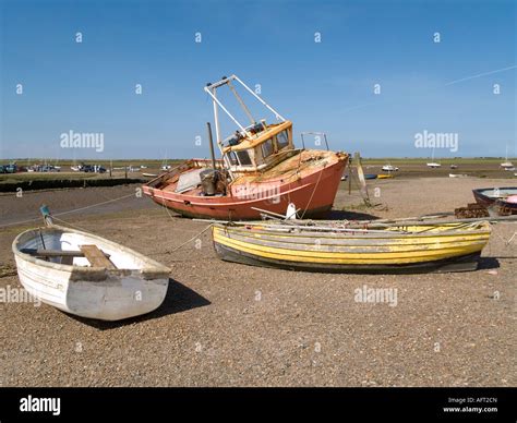 Scruffy Boat Hi Res Stock Photography And Images Alamy