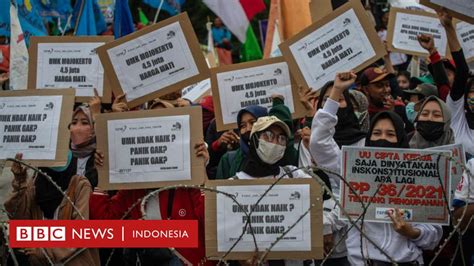 Diwarnai Interupsi Dan Aksi Walk Out DPR Sahkan Perppu Ciptaker