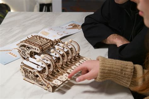 Carte Cadeau UGEARS MODELS