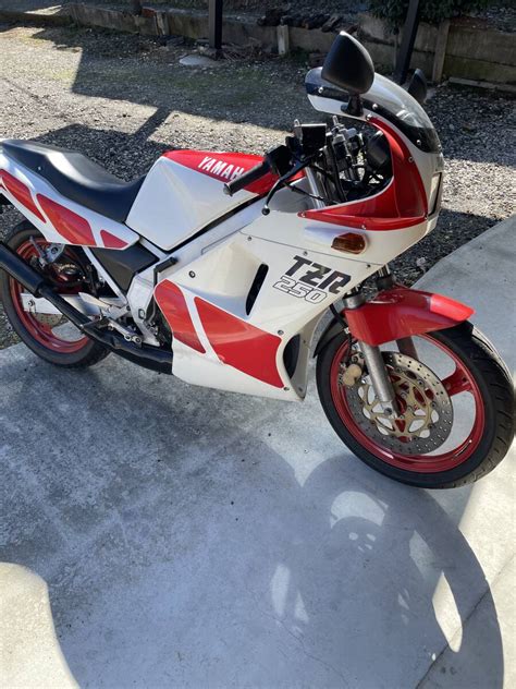 Yahoo オークション ヤマハ tzr250 1kt 2スト 絶版車