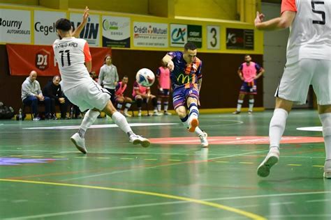 Futsal D1 Le Brésilien Kaique Ivo Est De Retour à Pied Dœuvre Avec