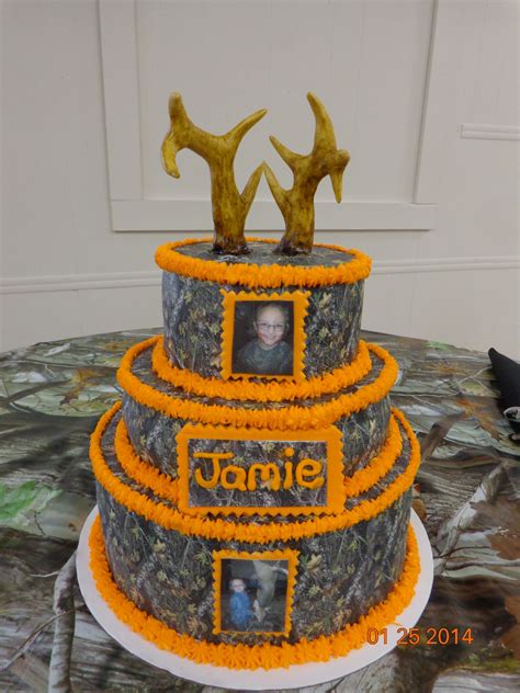 Camouflage Mossy Oak Cake With Fondant Deer Horns And Edible Frosting