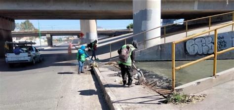 Refuerza Seduvop mantenimiento del Río Santiago El Portal SLP