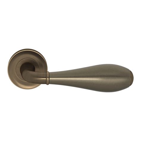 Dørgreb Turnstyle Designs Amalfine Sølv Bronze Antik Messing Model Df3025 Dørgreb