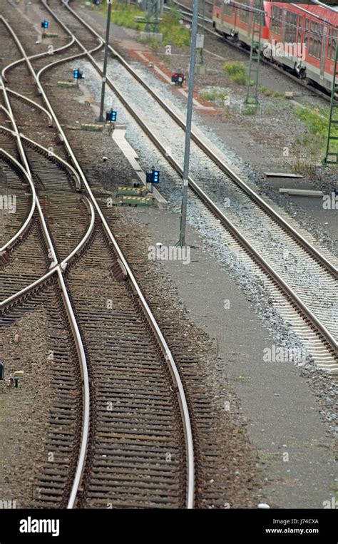 Bahn Schiene Schienen Weichen Bahnhof Gleise Zugverkehr Weichenstellung