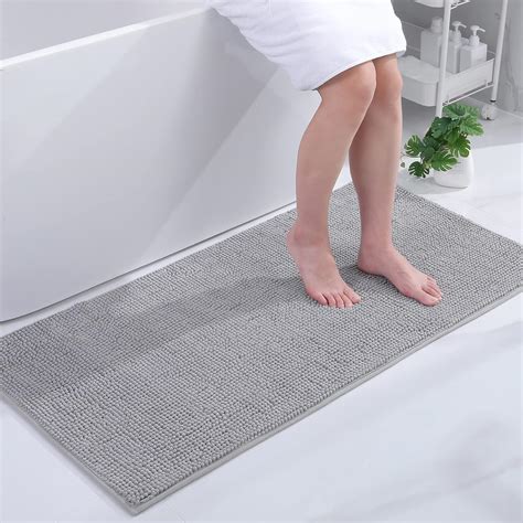 Kitinjoy Non Slip Chenille Bath Mat Extra Soft Bathroom Mat Super