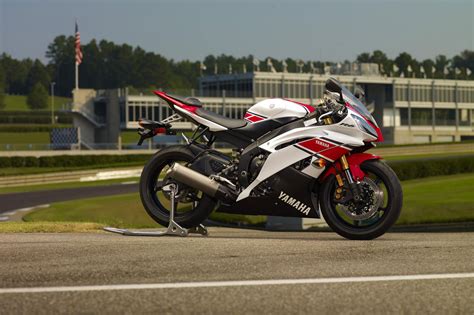 Yamaha Yzf R Worldgp Th Anniversary Edition Specs