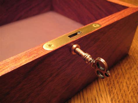 Elgin Keepsake Box In Jatoba Leopardwood Finewoodworking