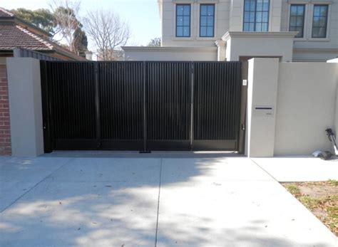 Motorised Gates - Level Up Your Home and Business