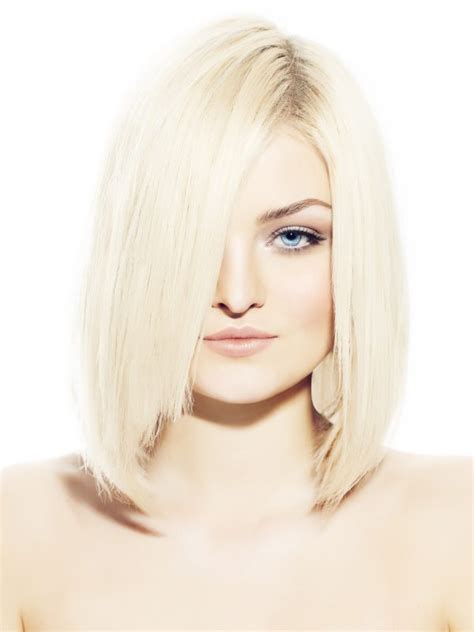 30 Platinum Blonde Bob Ideas That Are Seriously Chic