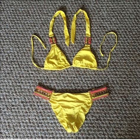 Beach Bunny Belize Beauty Bikini Gem